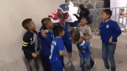 El hermoso video de unos niños alentando a Cruz Azul con su abuelo