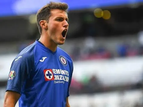 La lucha de Santiago Giménez con la escuela antes de debutar con Cruz Azul