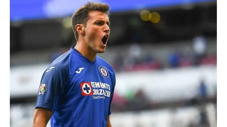 Santiago Giménez en Cruz Azul