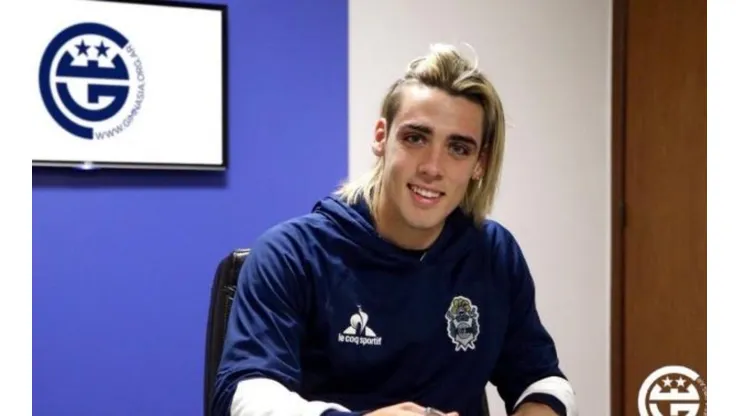 Papelón: Spinelli no llegaría a Vélez por los comentarios en las redes