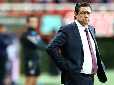 Joshúa Maya le puso un ultimatum a Tena en Chivas