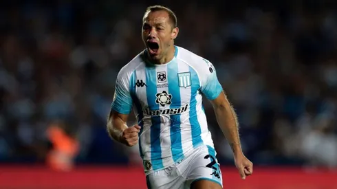 Marcelo Díaz festejando su inolvidable tanto.