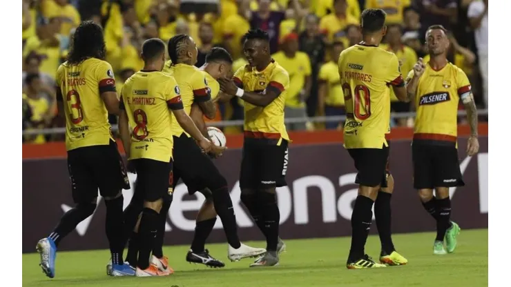 Barcelona quedó a un paso de la clasificación.