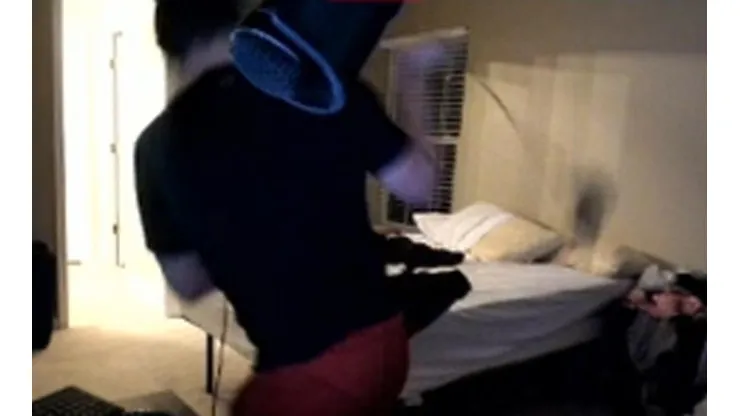 ¡Rompió todo! Streamer destroza su mando luego de una partida de Fortnite