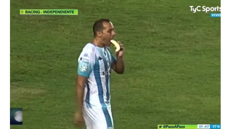 La clave del Clásico: el Chelo Díaz se comió una banana antes de su gol histórico
