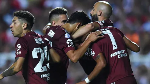 River, otra vez puntero en soledad.