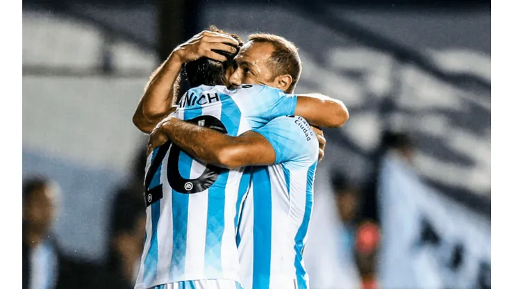 Racing ganó el clásico de Avellaneda más épico de todos