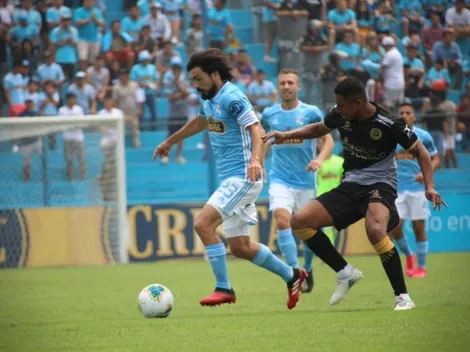 "Barreto gallina": Cristal ganó, pero igual hinchas insultaron al DT