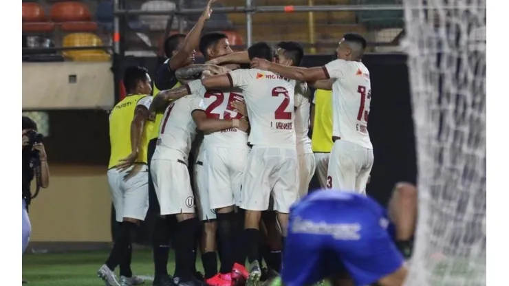 Hohberg marcó el empate y Dos Santos el gol del triunfo.