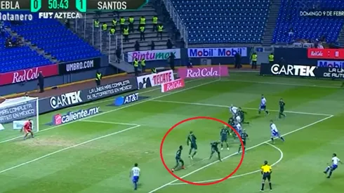 ¡Insólito! La barrera se abrió totalmente y Puebla le empató a Santos