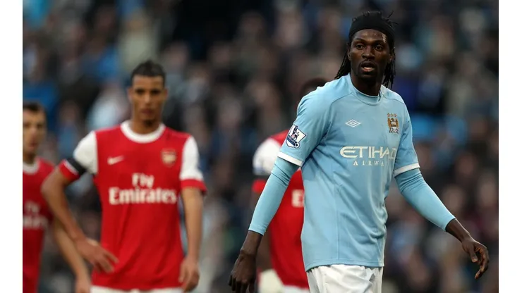 Foto de Emmanuel Adebayor cuando jugaba en el City.