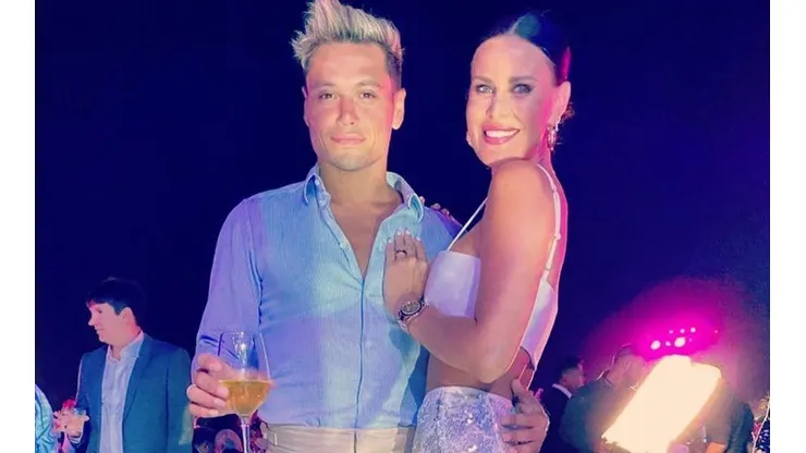 Foto de Mauro Zárate y su mujer.