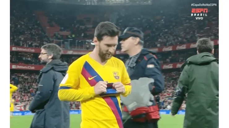 Caliente es poco: así se fue Messi de la cancha tras quedar afuera