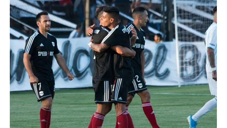 CÓMO VER ONLINE Gimnasia y Esgrima de Jujuy vs. Riestra por la Primera Nacional