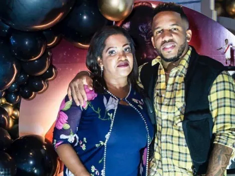Lloramos: Farfán le mandó emotivo mensaje a su madre hablando de su padre