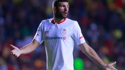 Gigliotti se quejó del VAR y ensució a Chivas