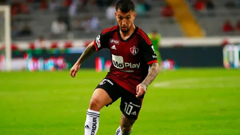 Atlas podría sufrir la sensible baja de Luciano Acosta