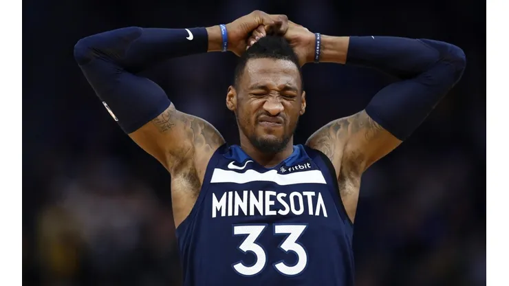 Covington lo sufre: quería quedarse para jugar con su mejor amigo KAT