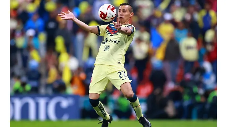 Con solo un RT, Negro Santos liquidó a Paul Aguilar
