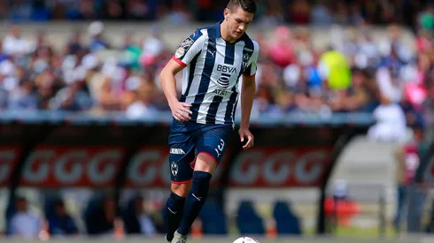 César Montes en Monterrey