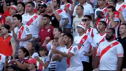 Foto de los hinchas de River esperando la definición.