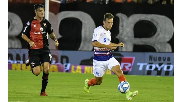 Newell's venció a un San Lorenzo que se aleja de los puestos de arriba