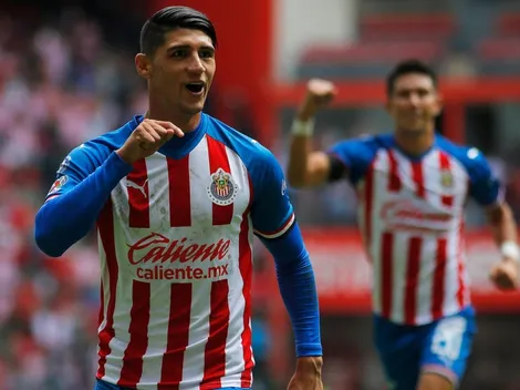 Alan Pulido reveló que desea retirarse con la playera de Chivas