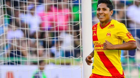 A lo Ruidíaz: Morelia busca en Roger Martínez a otro romperredes extranjero