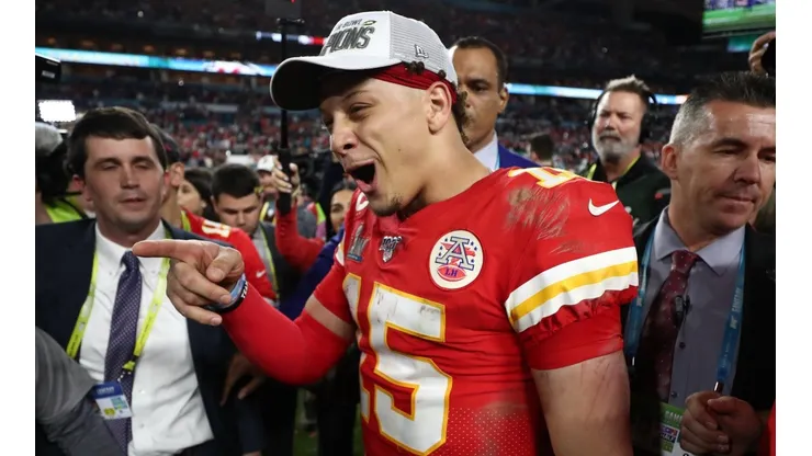 Mahomes rompió la maldición del Madden