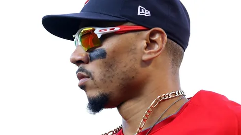 Mookie Betts se acerca cada día más a los Dodgers