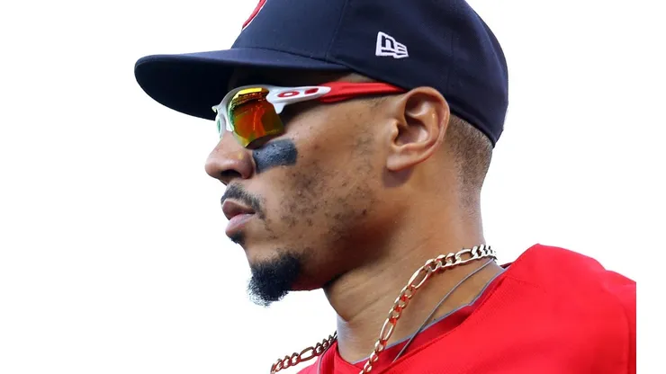 Mookie Betts se acerca cada día más a los Dodgers