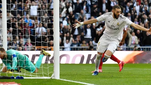 Real Madrid venció al Atlético con gol de Benzema.