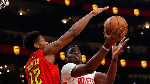 Los Rockets se piensan seriamente un intercambio por Clint Capela