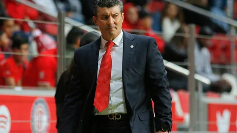 Chepo de la Torre acusó que Cruz Azul fue favorecido por el árbitro