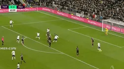 Moura hizo una genialidad y Bergwijn metió un golazo en su debut