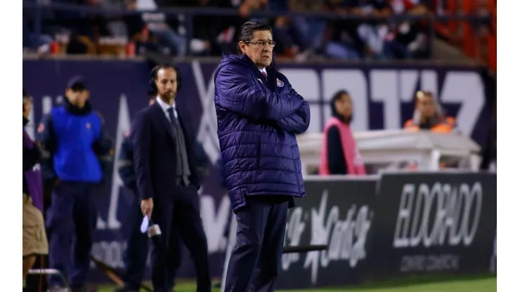 Chivas no levanta cabeza...