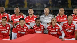 Burlas a la nueva camiseta de Santa Fe porque quedó con un error de ortografía