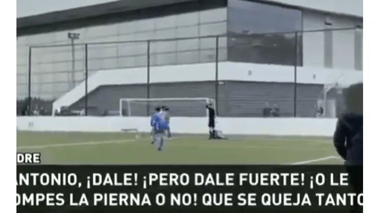 Video escandaloso: padre pide a su hijo de 11 años que le rompa la pierna al rival
