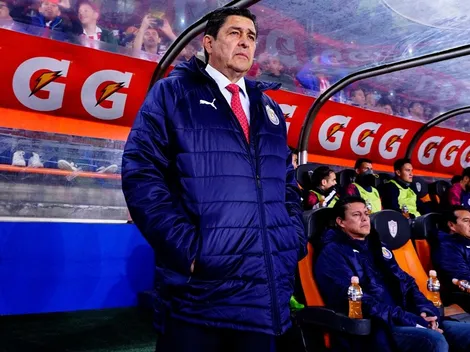 Francotirador de Récord: se prendió el vestidor de Chivas