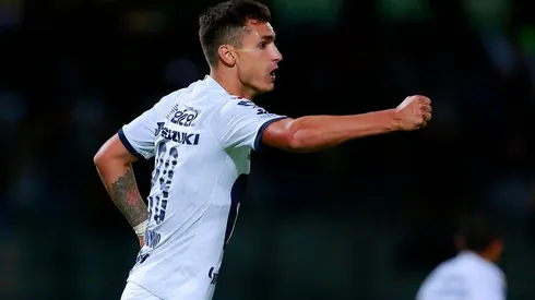 El gran partido de Dinenno en Pumas