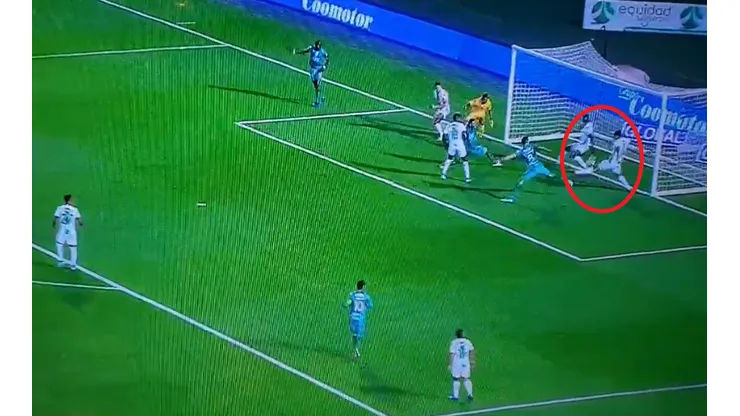 Increíble blopper de Diego Braghieri puso a perder a Nacional en El Campín