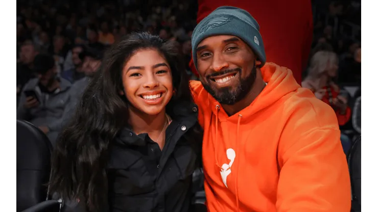 Los Lakers reactivaron su cuenta de Twitter con una foto de Kobe y Gianna