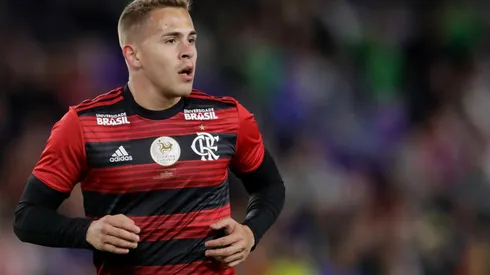 Se cayó el traspaso de Piris da Motta a América