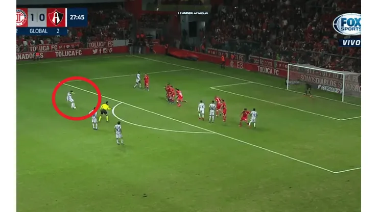 Directo al ángulo: el gol de tiro libre de Correa ante Toluca