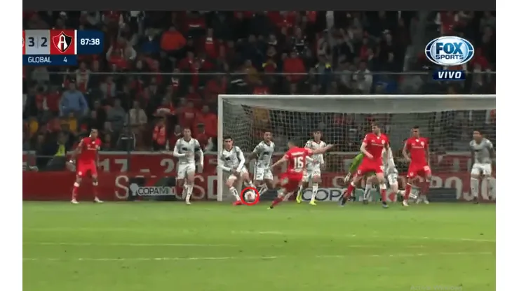 Güémez fue el héroe de Toluca: hizo el golazo para el empate global y lo definió con el penal