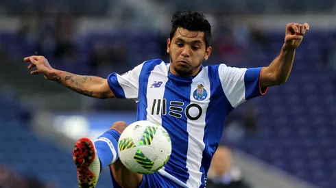 ¡200 partidos para Tecatito Corona en Porto!