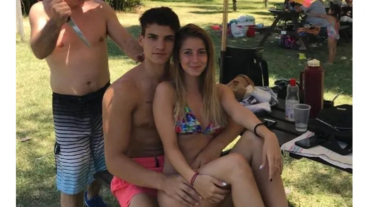 Viral en Twitter: pidió que borraran a su suegro de una foto y lo terminaron trolleando