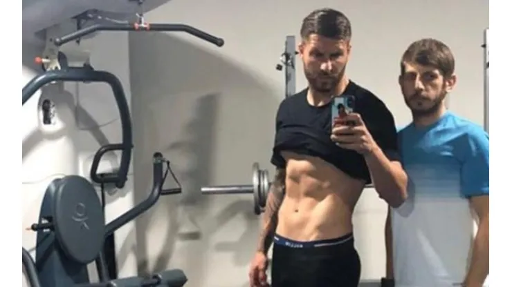 Gignac se entrena extra para estar en forma