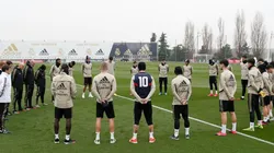 Ramos utilizó una camiseta de Kobe Bryant durante la práctica de Real Madrid