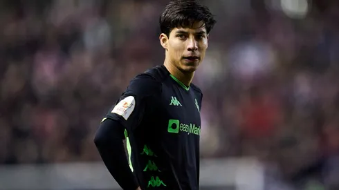 Al Betis le habría llegado una oferta por Diego Lainez desde Madrid